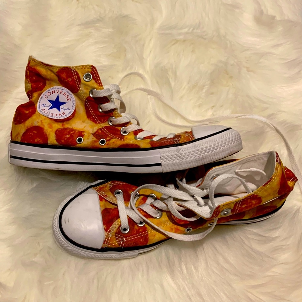 High Top Pizza Print Converse